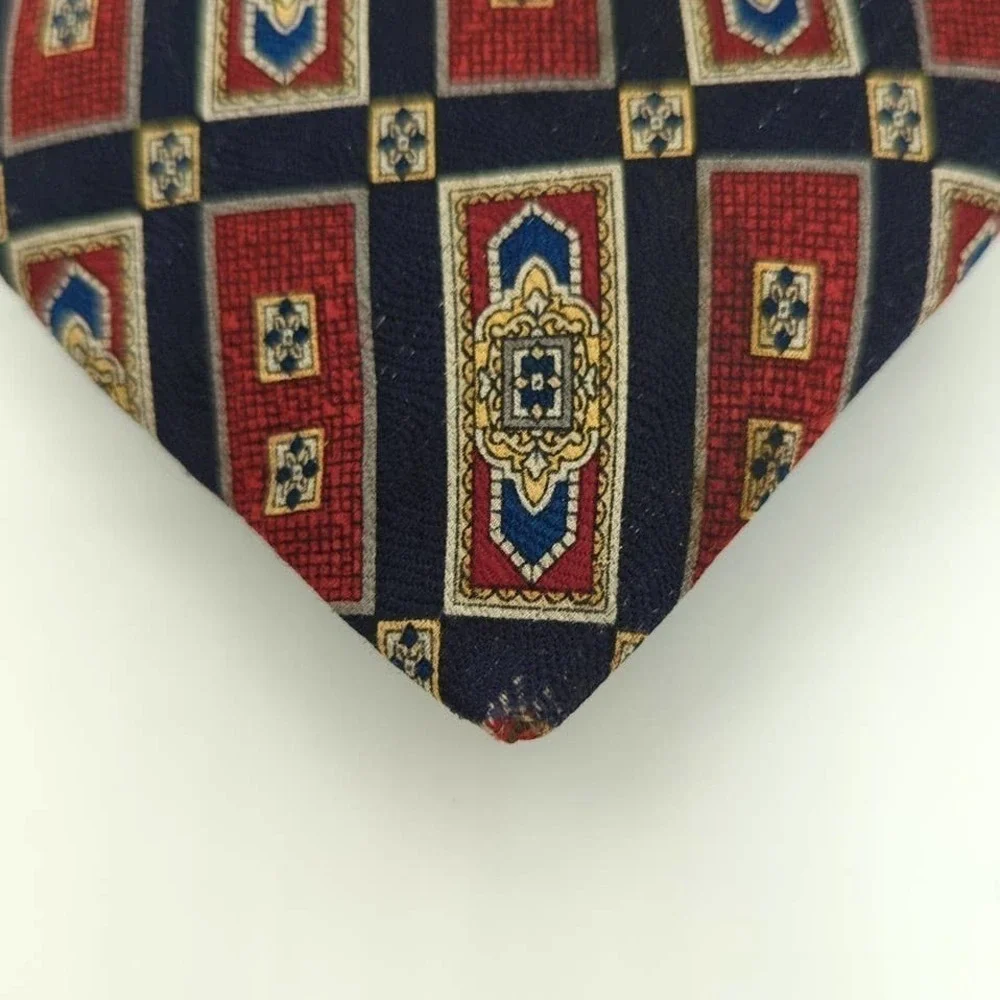 PIERRE Balmain Paris All Silk Regal Print Neck Tie Classic Retro Made in the USA